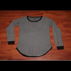 SPLENDID Black/Beige Knit Long Sleeves Sweater